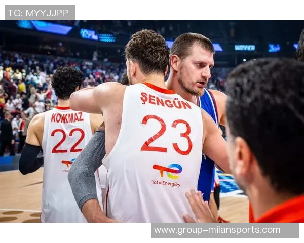 约基奇强势防守申京全场仅得2分8投1中表现惨淡